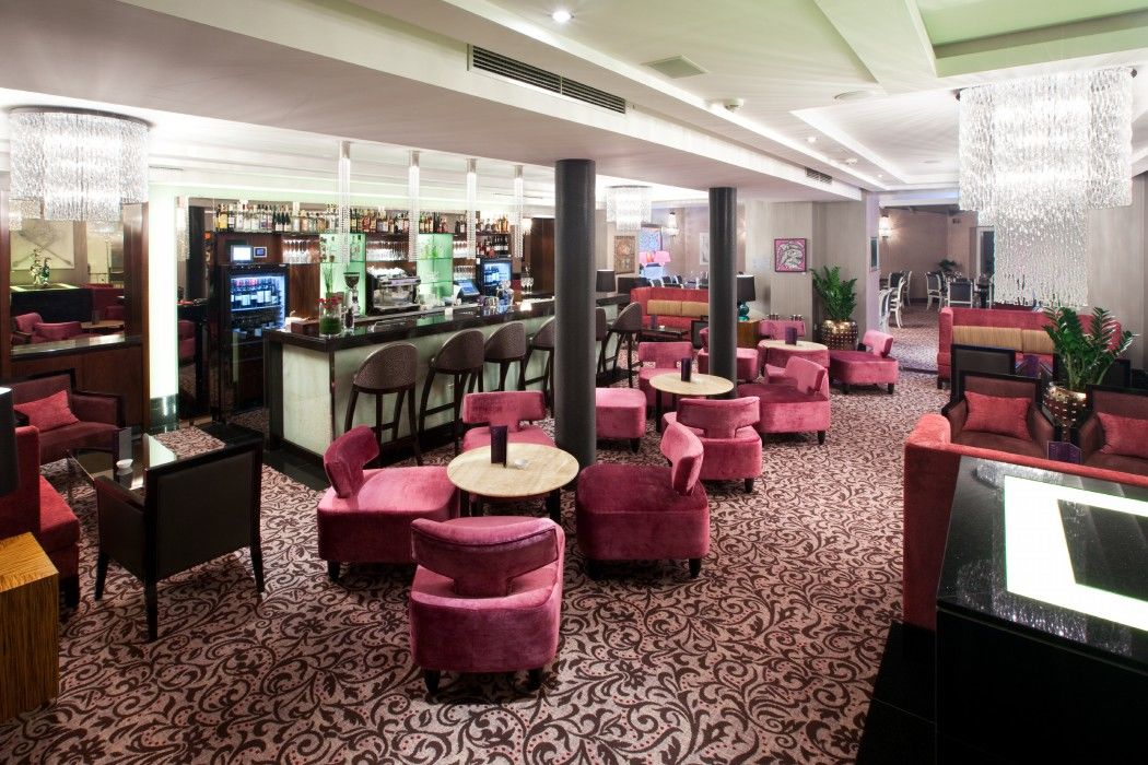 Kings Court Otel 5*